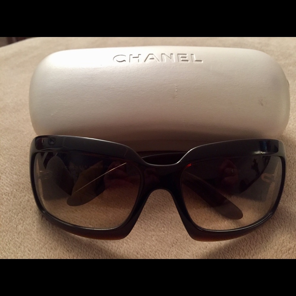 CHANEL Mother of Pearl Sunglasses 5076-H Brown - Picture 8 of 8